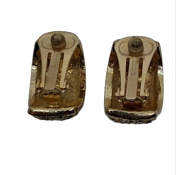 Vintage Roman Co 80s Gold-Tone Pavé Rhinestone Chunky Statement Clip On Earrings - Picture 6 of 7